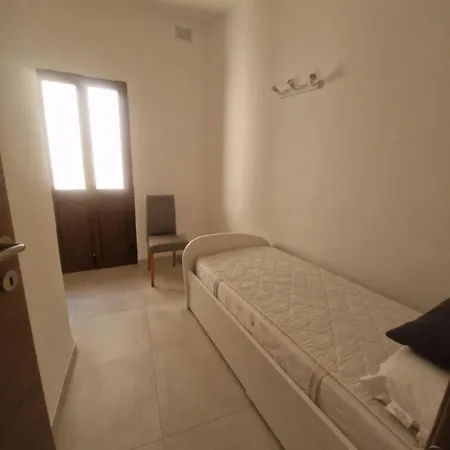 House Senglea
